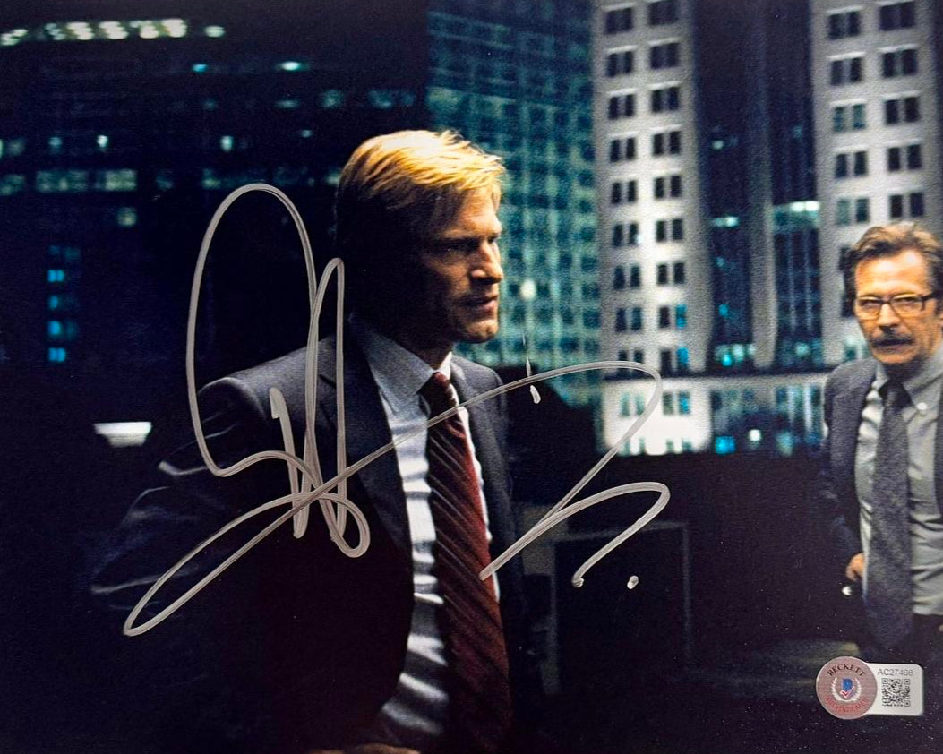 Aaron Eckhart Signed 8x10 Photo (Batman The Dark Knight) - Beckett COA